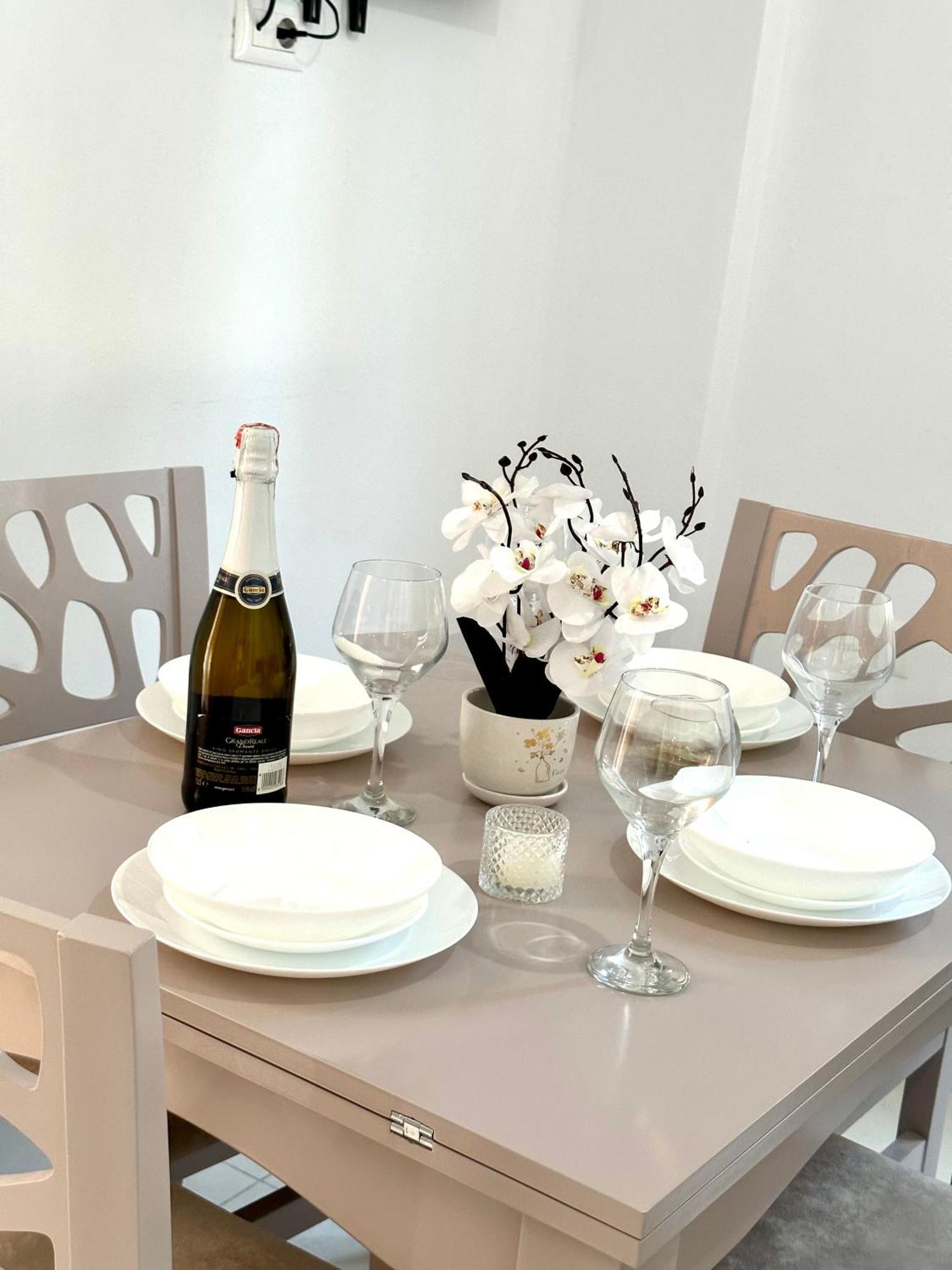 Shell Hom Golem Apartmán Golem (Tirana)